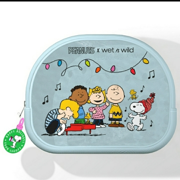 Limited Edition Wet N Wild Peanut Collection Peanuts Makeup Bag - Picture 4 of 6